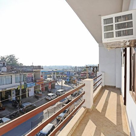 Hotel Collection O The Royal Fern Farrukhnagar Exterior foto